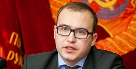 Первый секретарь ЛКСМ Анатолий Долгачев дал пресс-конференцию в Бурятии Огородник Анна, UlanMedia