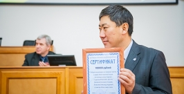 Председатель комитета Народного Хурала по экономической политике Вячеслав Ирильдеев Анна Огородник, UlanMedia