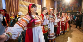 Театрализованное представление на открытии форума Анна Огородник, UlanMedia