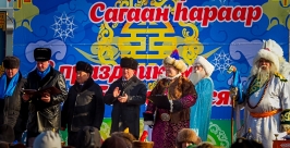 Перед праздником все равны:) Анна Огородник,UlanMedia