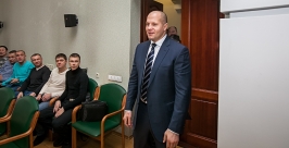 &quotНастоящий Федор Емельяненко,&quot - читается в этих взглядах на встрече в мэрии Улан-Удэ Анна Огородник, UlanMedia