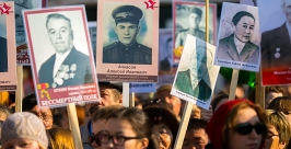 Бессмертный полк впервые в Улан-Удэ прошел в параде Победы Анна Огородник, UlanMedia