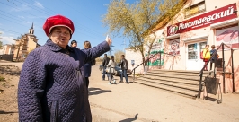 Алла Потахова, хоть и не за рулем, но на общественном транспорте ездить приходится Анна Огородник, UlanMedia