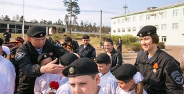  &quotШагнувшие в бессмертие&quot памятник погибшим  бойцам ОМОНА Анна Огородник, UlanMedia