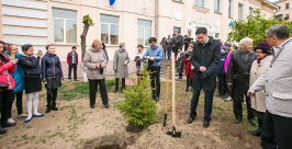 Николай Цискаридзе открыл мемориальную плиту Петру Абашееву и Ларисе Сахьяновой Анна Огородник, UlanMedia