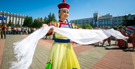 День России празднуют в Бурятии  Анна Огородник, UlanMedia