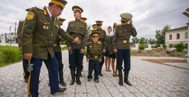 Забайкальским казакам торжественно вручили знамя в Улан-Удэ Анна Огородник, UlanMedia