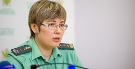 Жители п. Таежный в Улан-Удэ перегородили приставам дорогу КАМАЗом и не дали снести дом Анна Огородник, UlanMedia