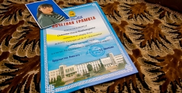Жители п. Таежный в Улан-Удэ перегородили приставам дорогу КАМАЗом и не дали снести дом Анна Огородник, UlanMedia