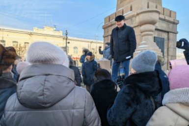 Мархаеву помешали встретиться с избирателями на площади Революции КПРФ Бурятия