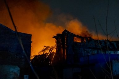 Из-за морозов в Бурятии горят дома, гаражи и машины