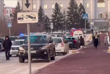 Сотрудников мэрии Улан-Удэ эвакуировали из‑за сообщения о минировании телеграм-канал &quotАриг Ус&quot