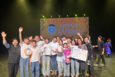 Школьники в Улан-Удэ покажут спектакль о детях войны на профессиональной сцене Буряад театр