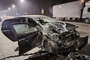В Бурятии водитель чудом выжил в жестком ДТП с грузовиком ГИБДД по Бурятии