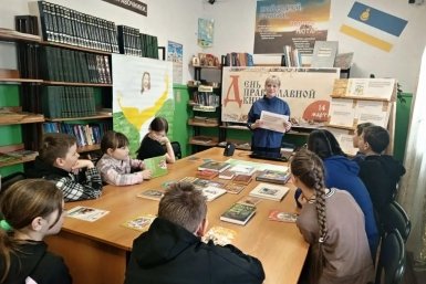 Воскресных школьников в Бурятии научили читать иконы