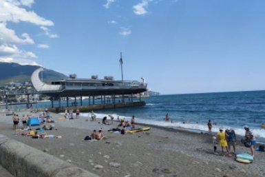 Секретный курорт в Крыму - о нем знают 20% туристов: цены ниже, вода чистейшая ИА SevastopolMedia