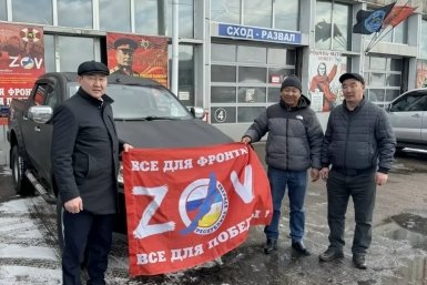 Фермеры из Бурятии подарили военным японский пикап Минсельхоз Бурятии