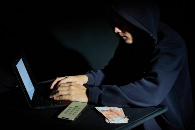 МВД предупредило о новой уловке аферистов против детей Дмитрий Осипчук, ИА PrimaMedia.ru