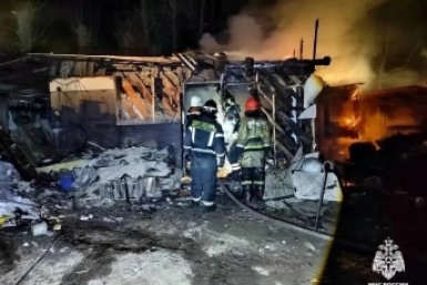 В Улан-Удэ мужчина получил ожоги, пытаясь потушить пожар