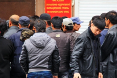 Жительница Улан-Удэ сдалась полиции за фиктивную регистрацию мигрантов