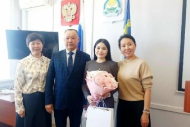 Лучший директор школы Бурятии представит регион на финале конкурса администрация Еравнинского района