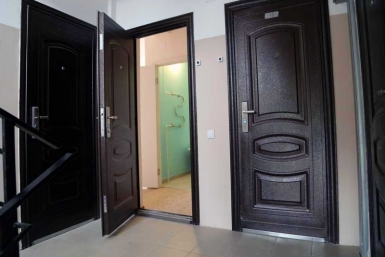 Квадратные метры под нож: Минюст разрешил забирать у россиян единственное жилье