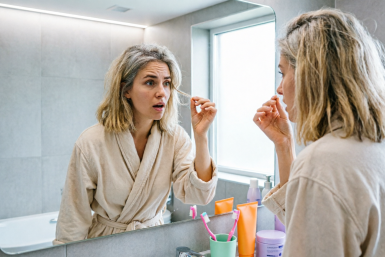 Седину краской больше не закрашиваю: 2 минуты – и ни одного белого волоска в прическе