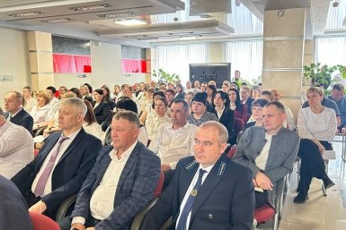 Прямая линия предоставлено АО &quotЛУР&quot