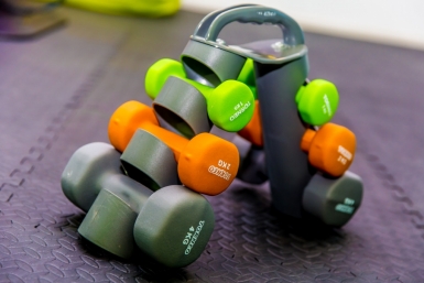 Валики на подмышках и руках "гоню" 3 упражнениями: красивые ручки модели уже к 15 мая