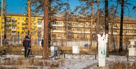Парк Орешкова закрыли на реконструкцию, но жители Улан-Удэ по-прежнему ходят сюда Анна Огородник, UlanMedia