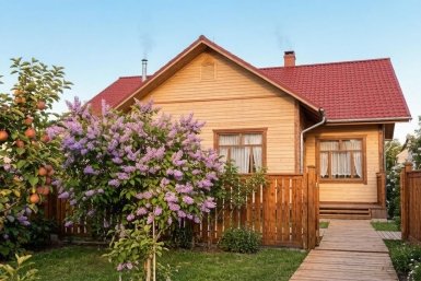Кражи и пожары — главные страхи владельцев загородных домов  создано при помощи ИИ