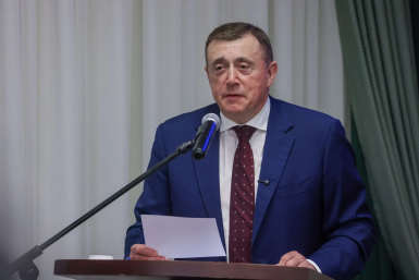 Отчет Валерия Лимаренко в Облдуме пресс-служба правительства Сахалинской области
