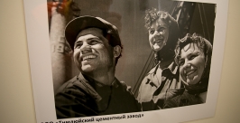 Открытие Улан-Удэнской продовольственной ярмарки и фотовыставки  Анна Огородник, UlanMedia