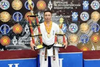 Бурятский каратист второй раз подряд стал чемпионом Азии