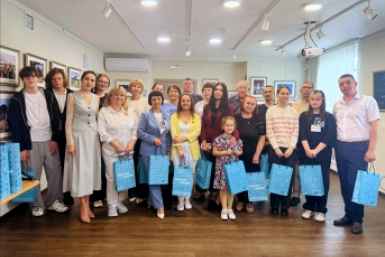 Малый порт открыл в Находке фотовыставку "Портовик звучит гордо"