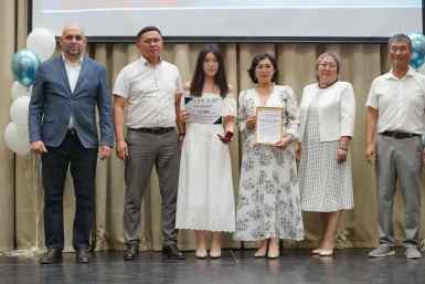 Компания &quotАпатитАгро&quot поддержала лучших выпускников Иволгинского района пресс-служба правительства Бурятии