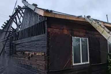 Дождь вызвал пожар в доме в Бурятии: пострадала девочка