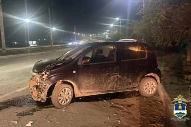 Женщина врезалась в патрульную машину в Улан-Удэ