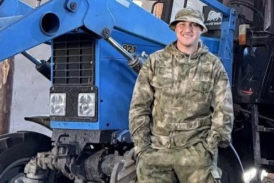 Герой с орденом Мужества построил ферму в Кяхте