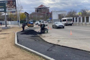 В Улан-Удэ расширили дорогу на улице Куйбышева у Горсада