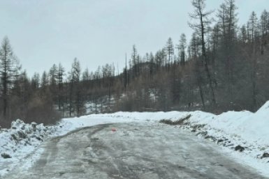 На битву с наледью в Бурятии вышли спецмашины