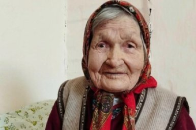 Путин и Цыденов поздравили с 99-летием прабабушку из Бурятии