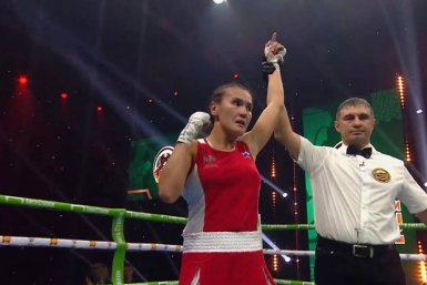 Две спортсменки из Бурятии будут биться за золото чемпионата России по боксу