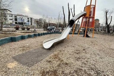В Улан-Удэ на "Мемориале Победы" открыли детскую площадку