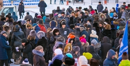 По данным организаторов митинга, на площади Революции собралось 1,5 тысячи человек Анна Огородник, UlanMedia