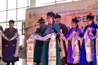 Фестиваль-ярмарка Улан-Удэ на Великом чайном пути открылась в Бурятии Александра Данилова, UlanMedia