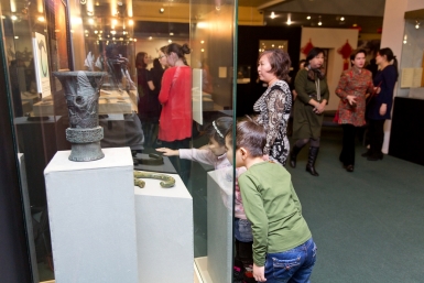 В Музее истории Бурятии проходит выставка Полет дракона Александра Данилова, UlanMedia