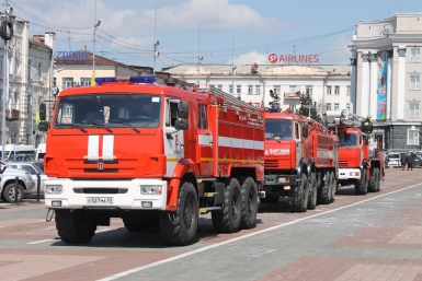 Пожарные машины на выставке Василий Тараруев, UlanMedia