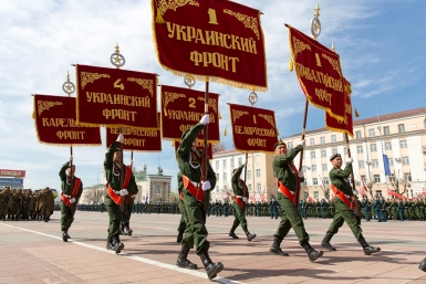 Парад, посвященный 71-й годовщине Победы, прошел в Улан-Удэ Александра Данилова, UlanMedia