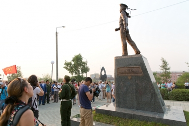 На открытии памятника Алдару Цыденжапову в Улан-Удэ Александра Данилова, UlanMedia